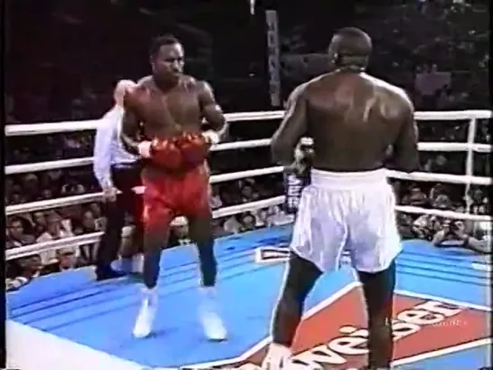 25 Evander Holyfield vs. James 'Buster' Douglas