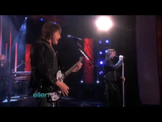 Bon Jovi - You Give Love A Bad Name ( Live at The Ellen DeGeneres Show 23.11.2010)