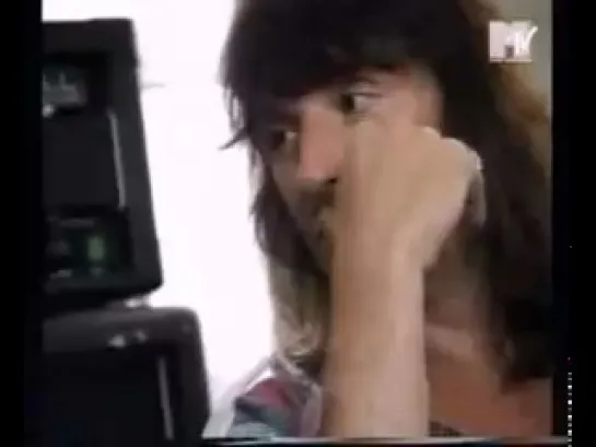 Richie Sambora talks about his funny faces