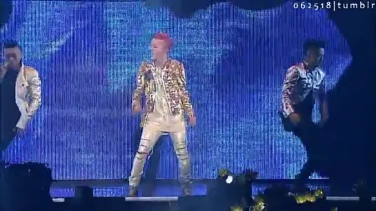 G-Dragon - One of a Kind concert in Seoul DVD - 08 Without You (ft. Lee Hi)