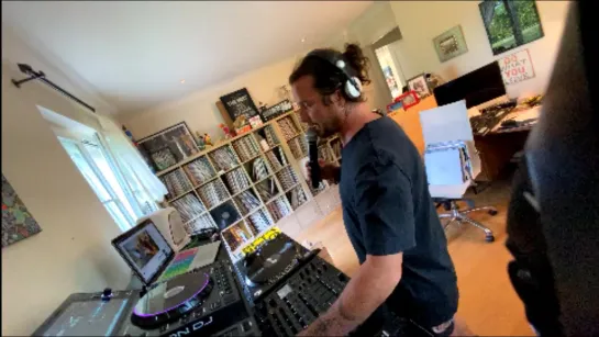 Luciano - Live @ Living Room Session #35 [24.04.2020]