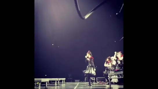 Drummer Chad Smith watching BABYMETAL performing Megitsune at Hydra Arena in Scotland