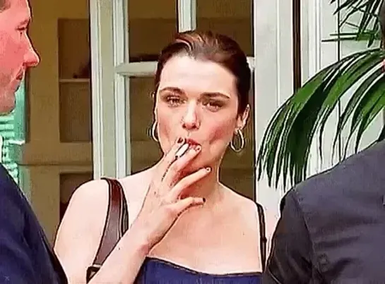 Rachel Weisz 🚬