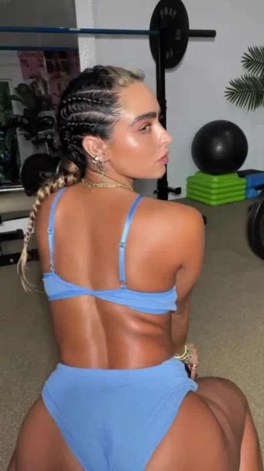 Sommer Ray 💙