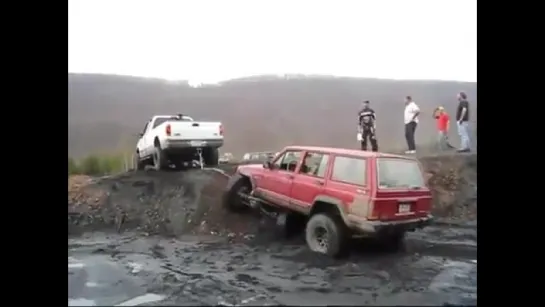 Иногда вытаскивать надо нежно... 4x4CLUB