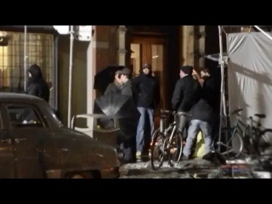 Robert Pattinson filming in the rain on the movie set #LIFE (Part #3)