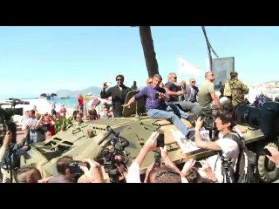 'Expendables 3' cast rolls in on tanks in Cannes