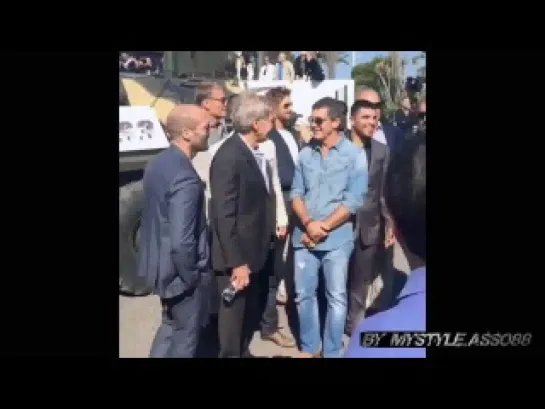 Sylvester Stallone Selfie for The Expendables 3 at Cannes (BY MYSTYLE)