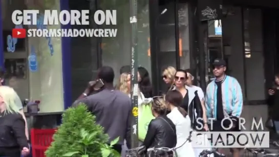 EXCLUSIVE - Kristen Stewart and her girlfriend Stella Maxwell running errands in New York City