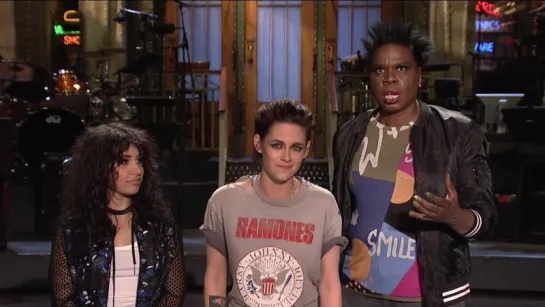 Leslie Jones Is a Big Fan of SNL Host Kristen Stewart  Alessia Cara