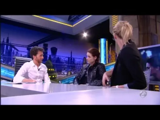 Kristen Stewart and Charlize Theron El Hormiguero part1