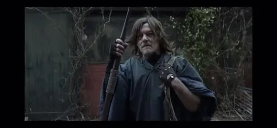 FIRST SNEAK PEEK of TWD Daryl Dixon