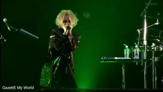 the GazettE - TOMORROW NEVER DIES LIVE COUNTDOWN JAPAN 17/18 (HD)