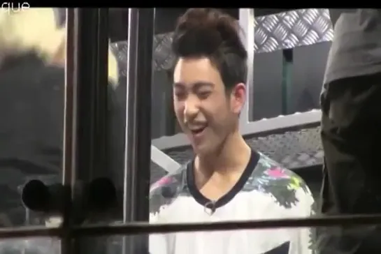 [Фанкам] 120709 Фокус на Jr. @ MTV Studio C Filming