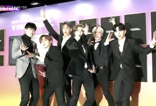 [Видео] 191116 Monsta X танцуют движения из "You Calling My Name" @ Gold Carpet 2019 V Heartbeat V Live Awards