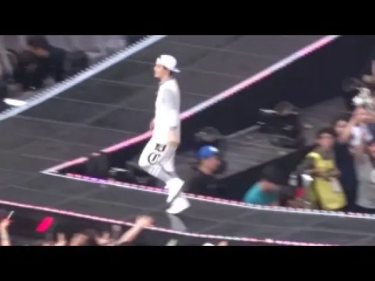 [Фанкам] 140607 GOT7 - Itro + Girls Girls Girls на Dream Concert 2014, фокус на Марка