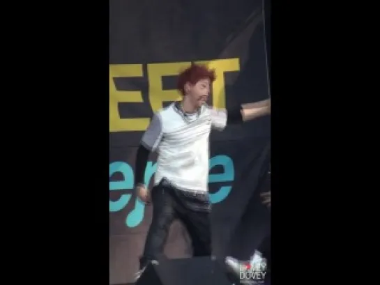 [Фанкам] 140322 GOT7 - Follow Me  (Mark Focus) @ Music Street