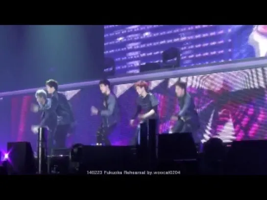 [Фанкам] 140223 GOT7 - Follow Me @ 2PM Arena Tour 2014 “Genesis of 2PM” - Fukuoka (Open Rehearsal).