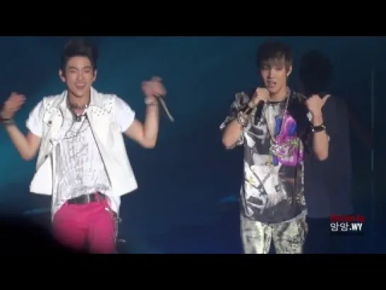 [Фанкам] 120908 JJ Project - Hooked @ Wonder World Tour SG concert