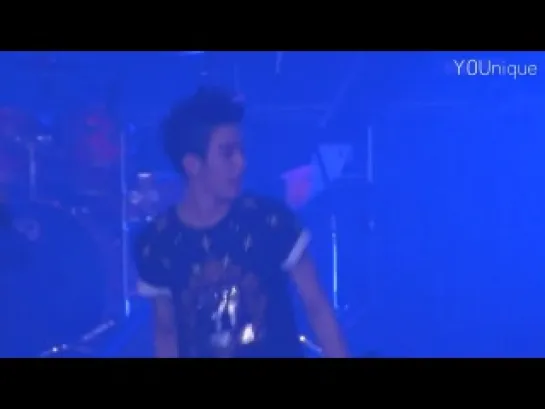 [Фанкам] 120804 JYP Nation - 날떠나지마 (фокус на Jr.) @ JYP NATION concert