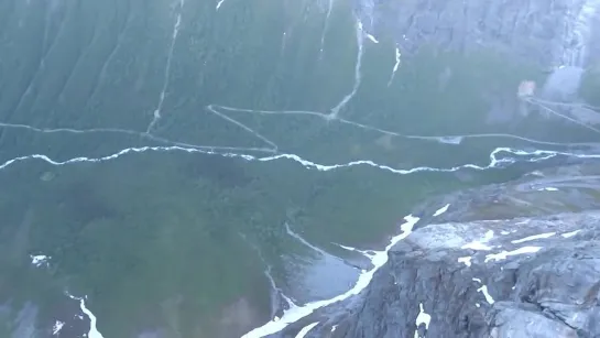 Wingsuit in Norway - Trollstigen