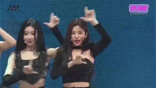 Y2Mate.is - ITZY (있지) - Intro + Sneakers + Cheshire @2022 Asia Artist Awards-0xDJoIBVI_Y-720p-1654643365629