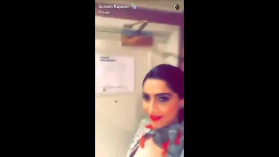 Sonam Kapoor Snapchat  (13)