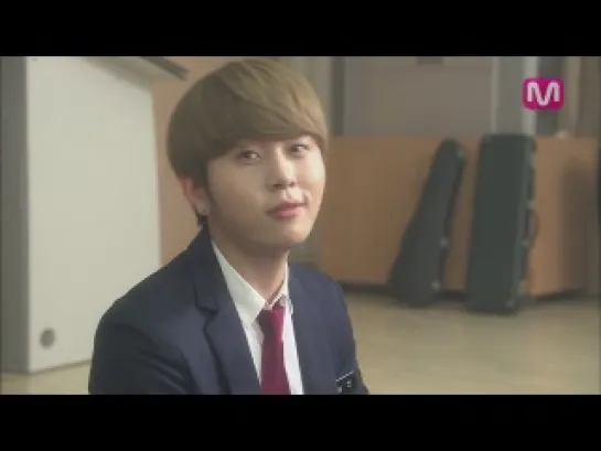 MOnstar-Junhyung sing