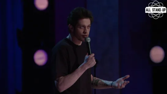 Pete Davidson / Пит Дэвидсон: про очень старый аэропорт и «не стандартный» самолет (2016) Озвучка