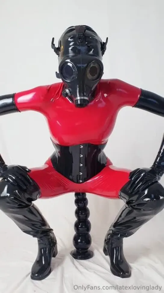 SWEET LATEX PORN