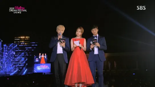 [TV] MC A PINK (NaEun) × B1A4 (SanDeul, Baro) CUT (151004 SBS 2015 "HALLYU DREAM CONCERT")