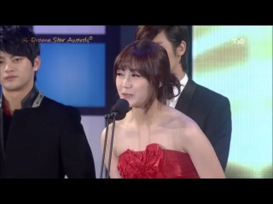 [AWARDS] A PINK (EunJi) & Seo InGuk - THE RISING STAR AWARD (121208 2012 K-DRAMA STAR AWARDS)