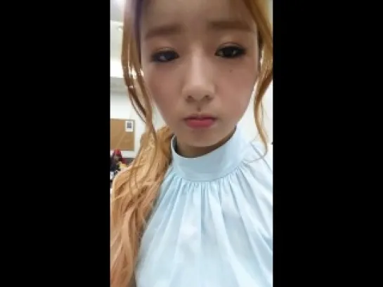 [SELF-CAM] A PINK (BoMi) - Message on FACEBOOK A PINK [140412]