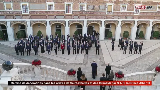 Remise de décorations dans les ordres de Saint-Charles et des Grimaldi par S.A.S