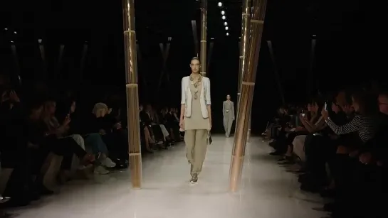 The Giorgio Armani Spring Summer 2023 Womenswear Fashion Show