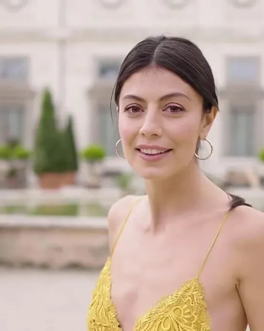 Alessandra Mastronardi per Bvlgari Allegra: la nuova collezione di fragranze da donna