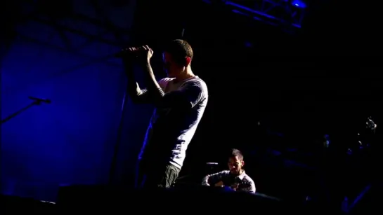 Linkin Park - The Little Things Give You Away (Live)