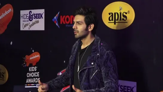 Kartik Aaryan at Kids Choice Awards 2018