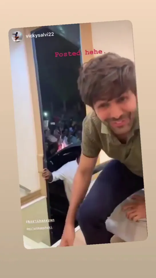 Instagram@kartikaaryan