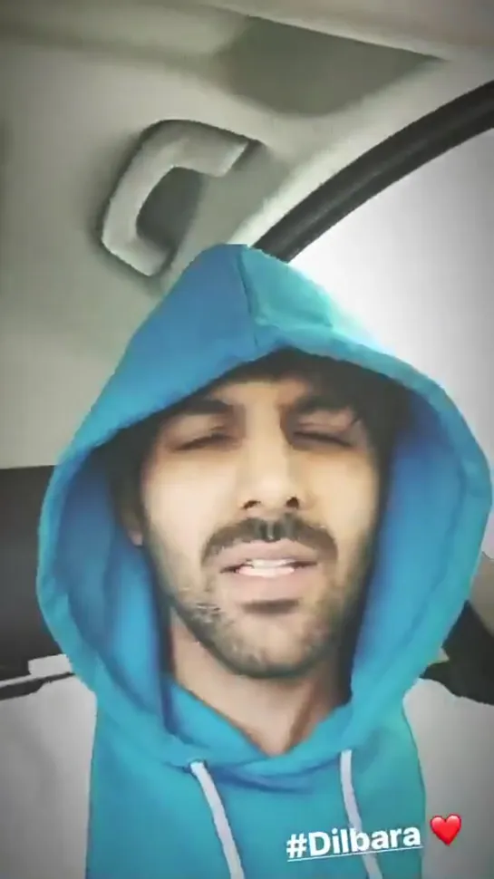 Instagram@kartikaaryan