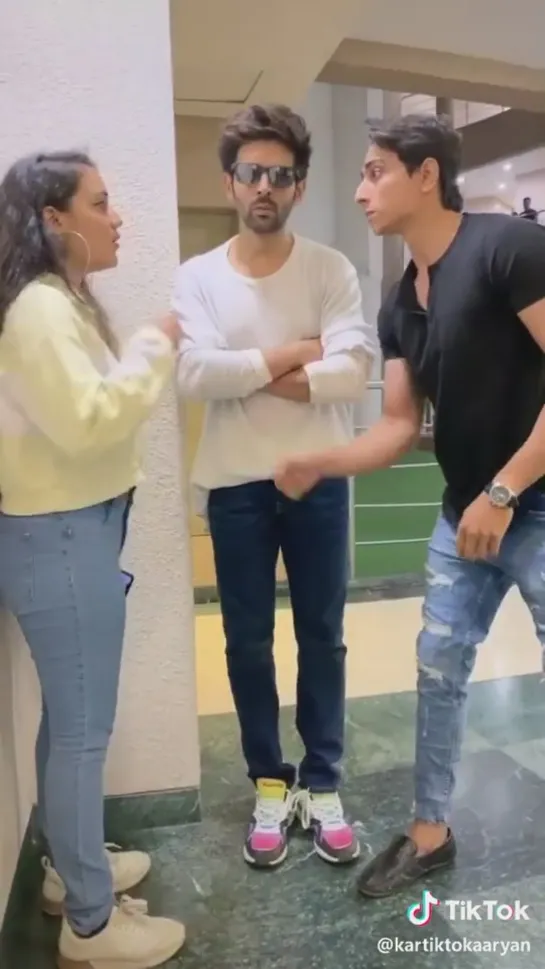 TikTok@kartiktokaaryan