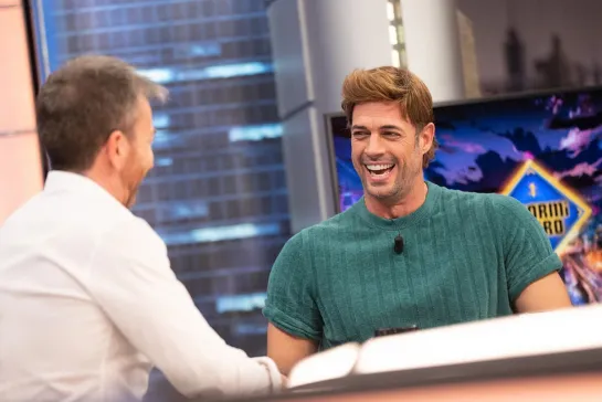 El Hormiguero - William Levy ( Уильям рассказывает о работе с тренером интимных сцен.)