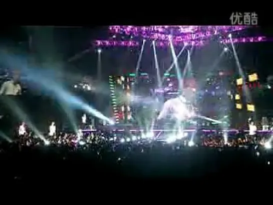 [FANCAM] BEAST - Beautiful @ BE4UTY & THE B2ST Live in MACAO (120811)