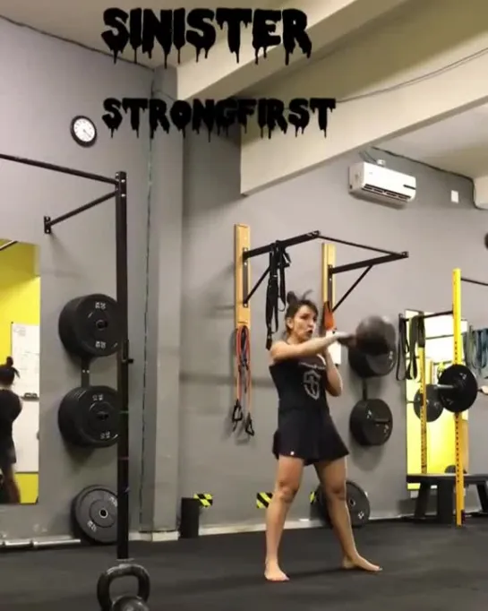 Комплекс Sinister,  Simple and Sinister от StrongFirst (видео @camilahermoso)