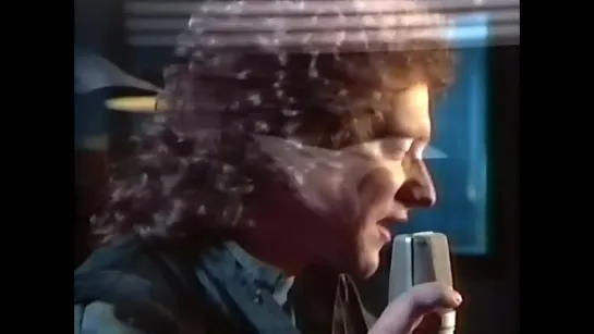 Foreigner — I Wan't To Know What Love Is (Official Video)