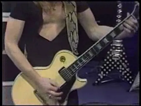 Ozzy Osbourne & Randy Rhoads - Crazy Train