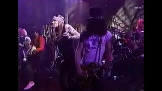 Guns N Roses - Used To Love Her (Fox Late Show 1988)