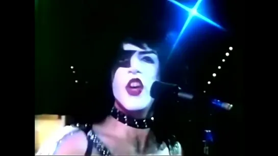 Kiss - I Was Made For Lovin You (Official Video)