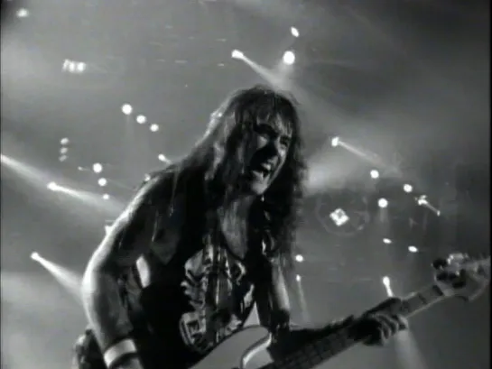 Iron Maiden - Fear Of The Dark (Monsters Of Rock festival, Live at Donington, 1992) Full HD 1080p.