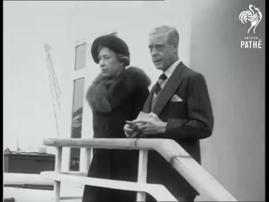 Princess Royal And Duke Of Windsor Arrive To See Queen Mary (1953)